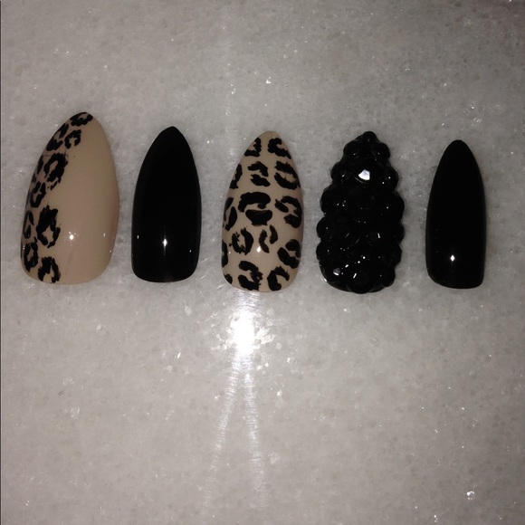Leopard and Rhinestone nails - Picture 2 of 2